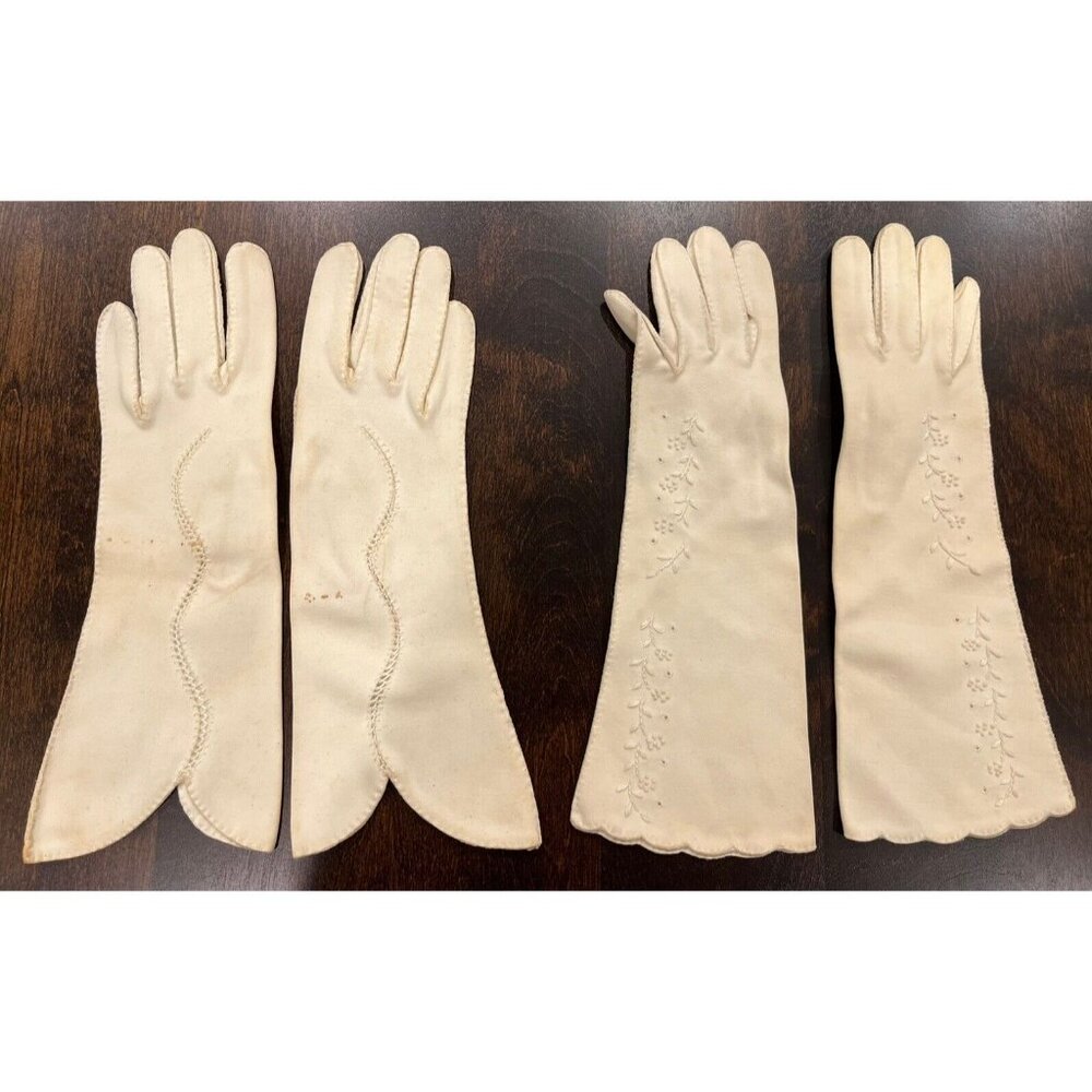 Set of 2 Ladies Vintage Cream Gloves- Formal, Evening, Floral Embroidered